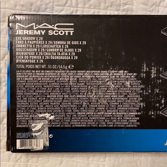 MAC x Jeremy Scott Eye Shadow x 29 AM FM Cassette - Picture 8 of 8